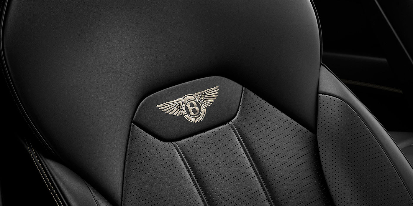 Bentley Ho Chi Minh Bentley Bentayga seat with detailed Linen coloured contrast stitching on Beluga black coloured hide.